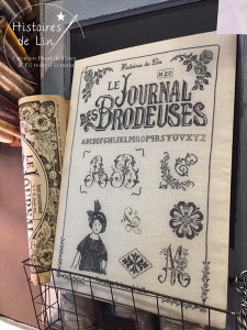 .Le journal des brodeuses (fiche imprimée)